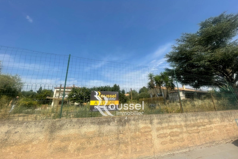 2 - venta terreno poussan hérault francia