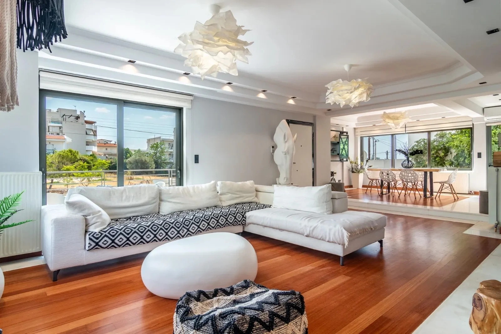 2 - house for sale in glyfada attica greece