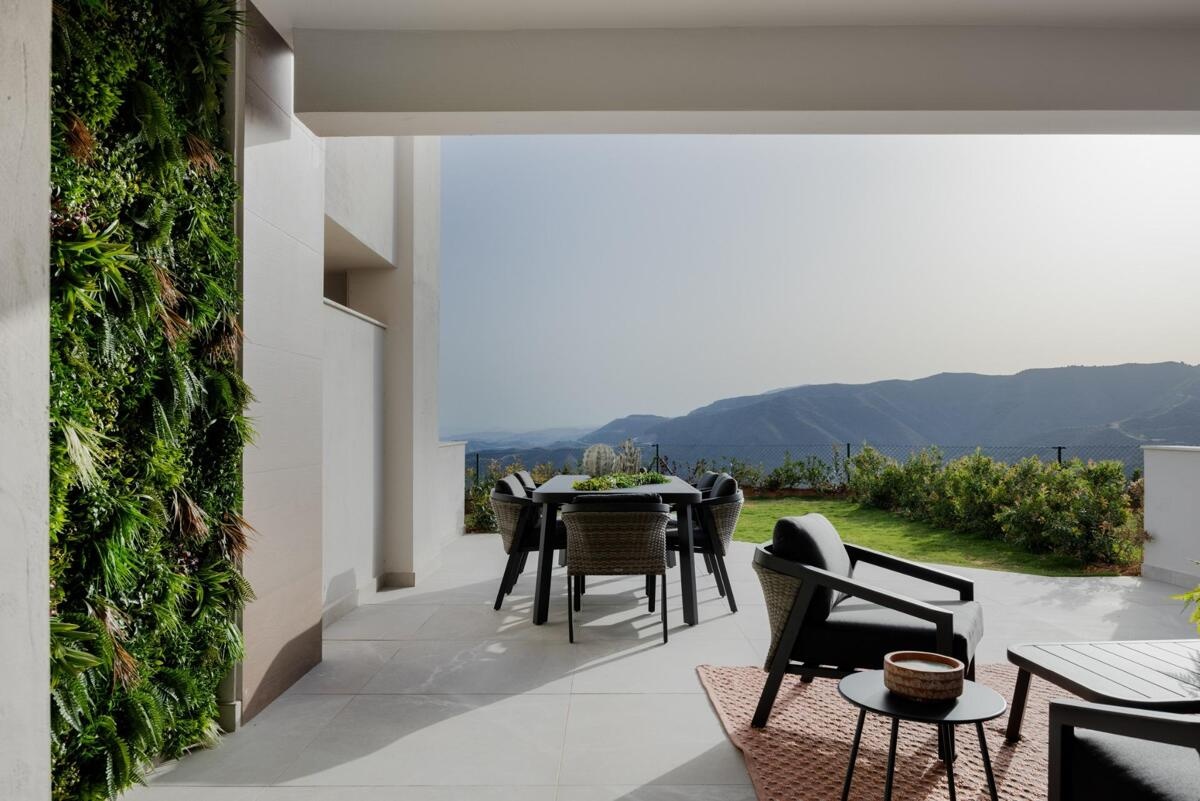 1 - house for sale in istan andalusia spain