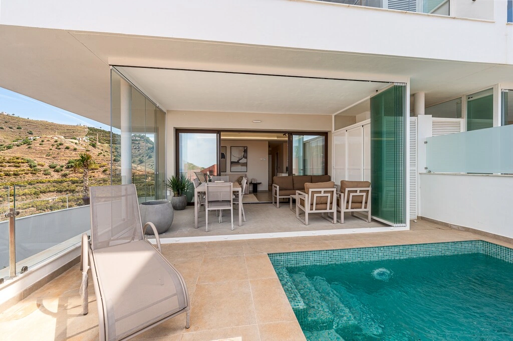 2 - venta apartamento vista al mar nerja andalucía españa