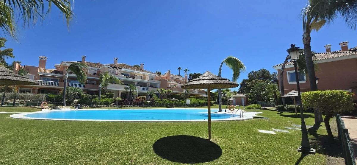 1 - verkoop appartement uitzicht op zee estepona - costa del sol andalusië spanje