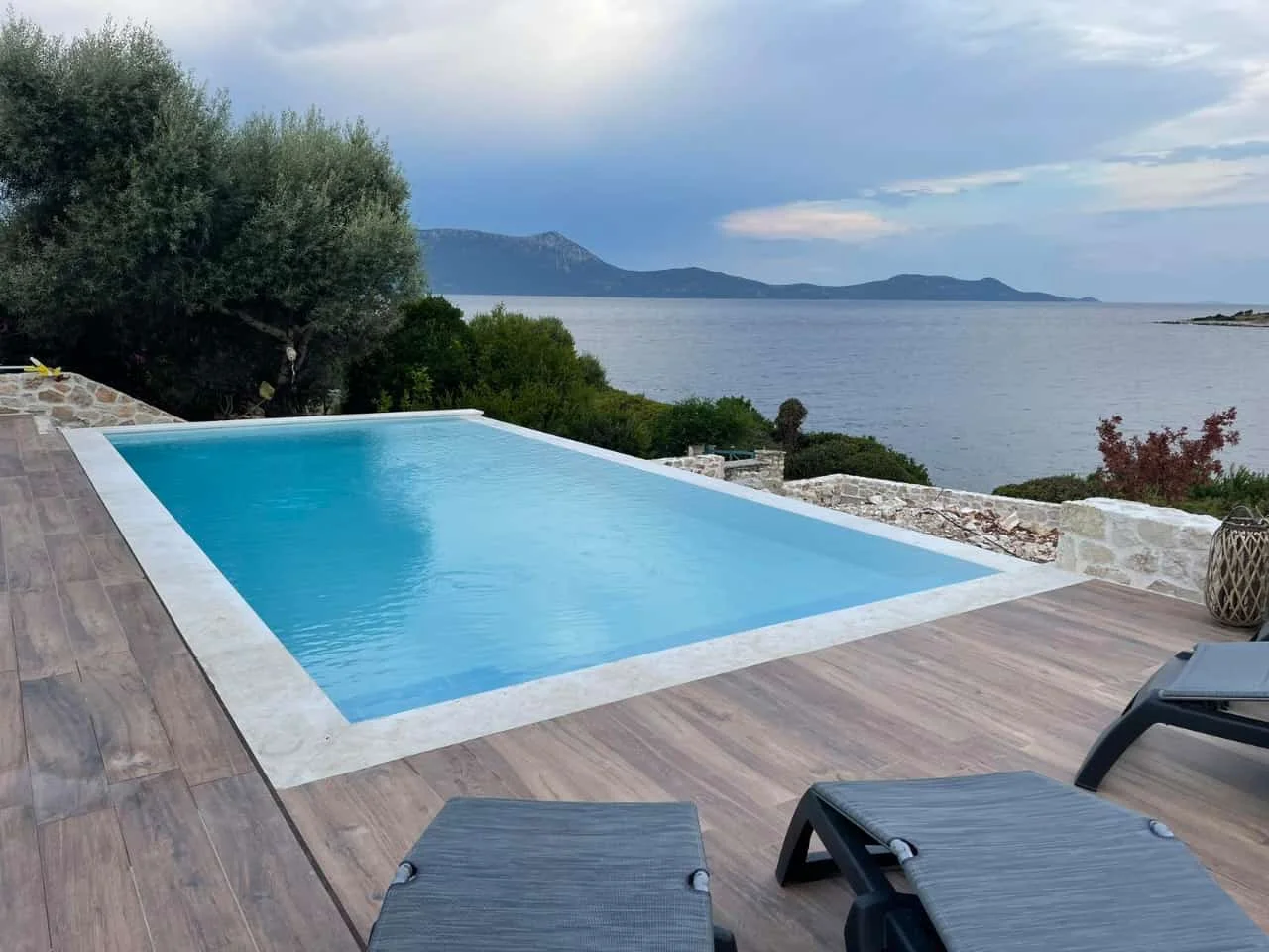 2 - waterfront house for sale in nisída meganísi ionian islands greece