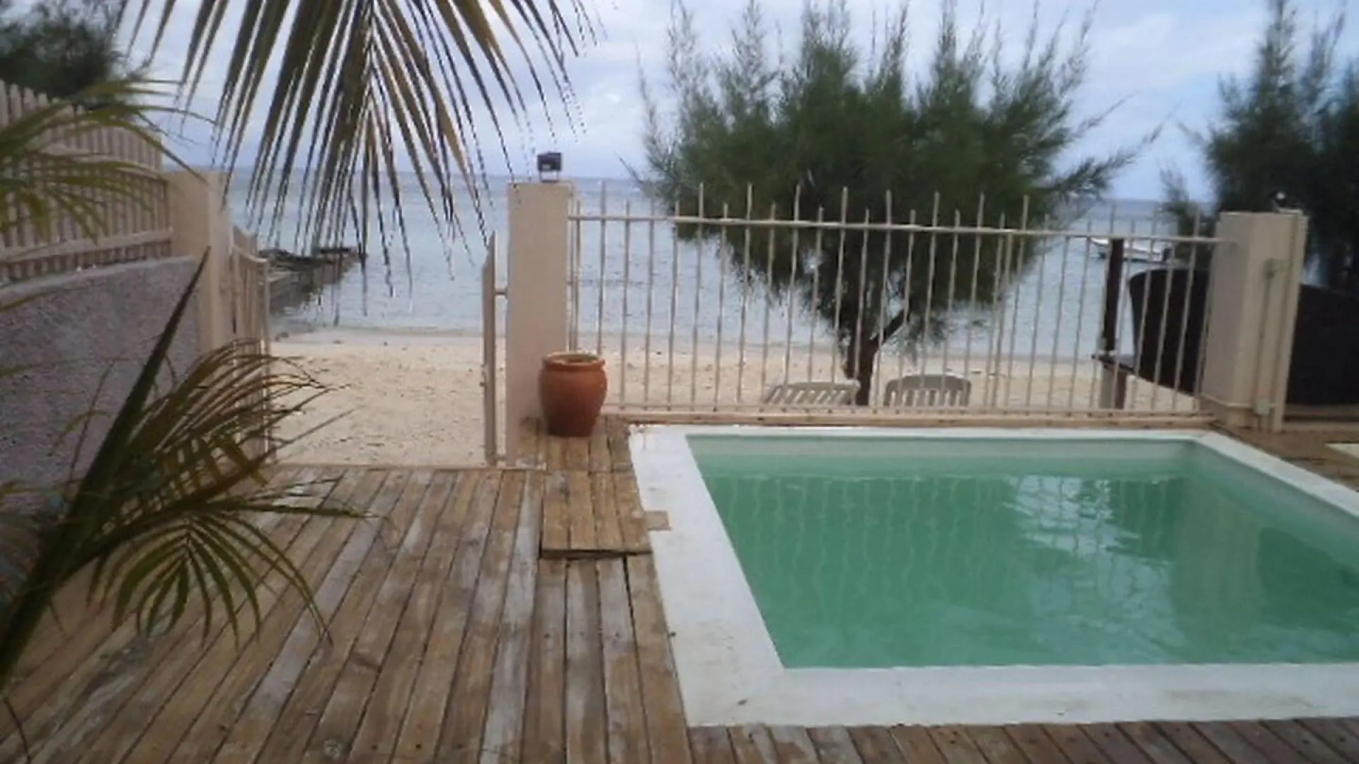 1 - waterfront plot of land for sale in tamarin rivière noire mauritius