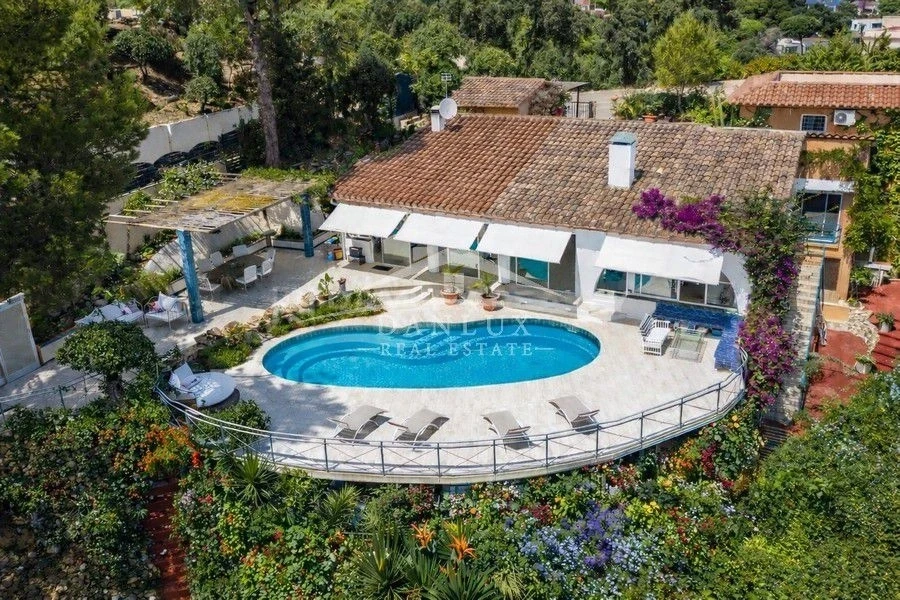 2 - verkoop huis uitzicht op zee tossa de mar catalonia spanje