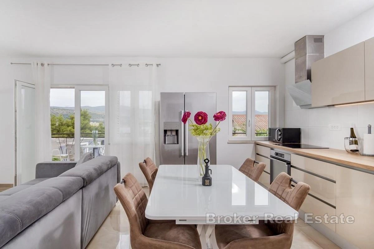 2 - venta apartamento vista al mar trogir split-dalmacia croacia