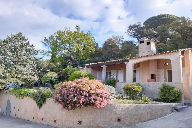 1 - verkoop huis grimaud var frankrijk