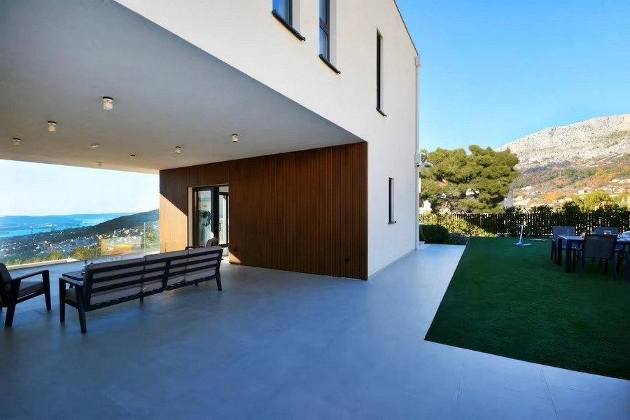 2 - verkoop huis uitzicht op zee split split-dalmatia kroatië