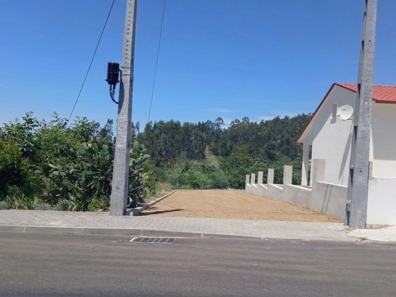 2 - продажа территория leiria центральный регион португалия