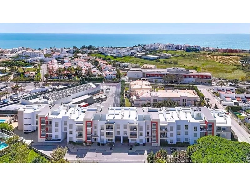1 - verkoop appartement olhos de água algarve portugal