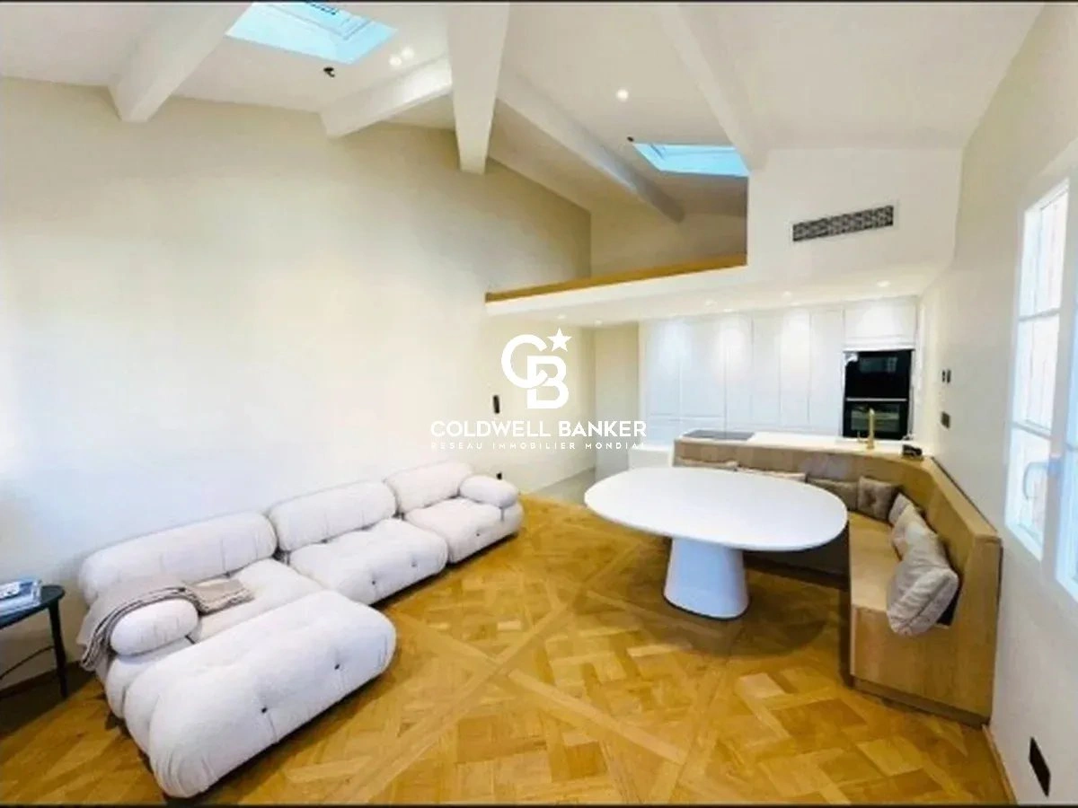 2 - sea view house for sale in saint-tropez var france