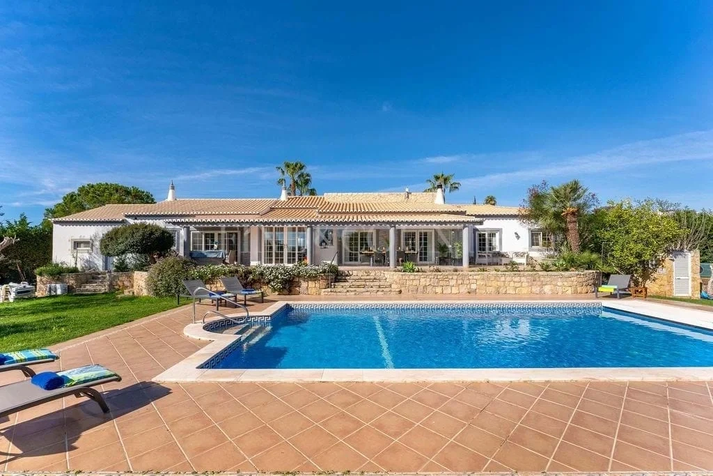 1 - house for sale in carvoeiro algarve portugal