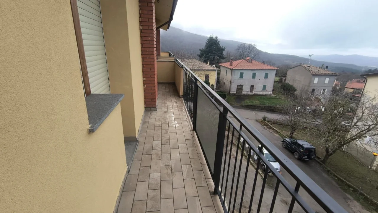 2 - venta apartamento castell'azzara toscana italia