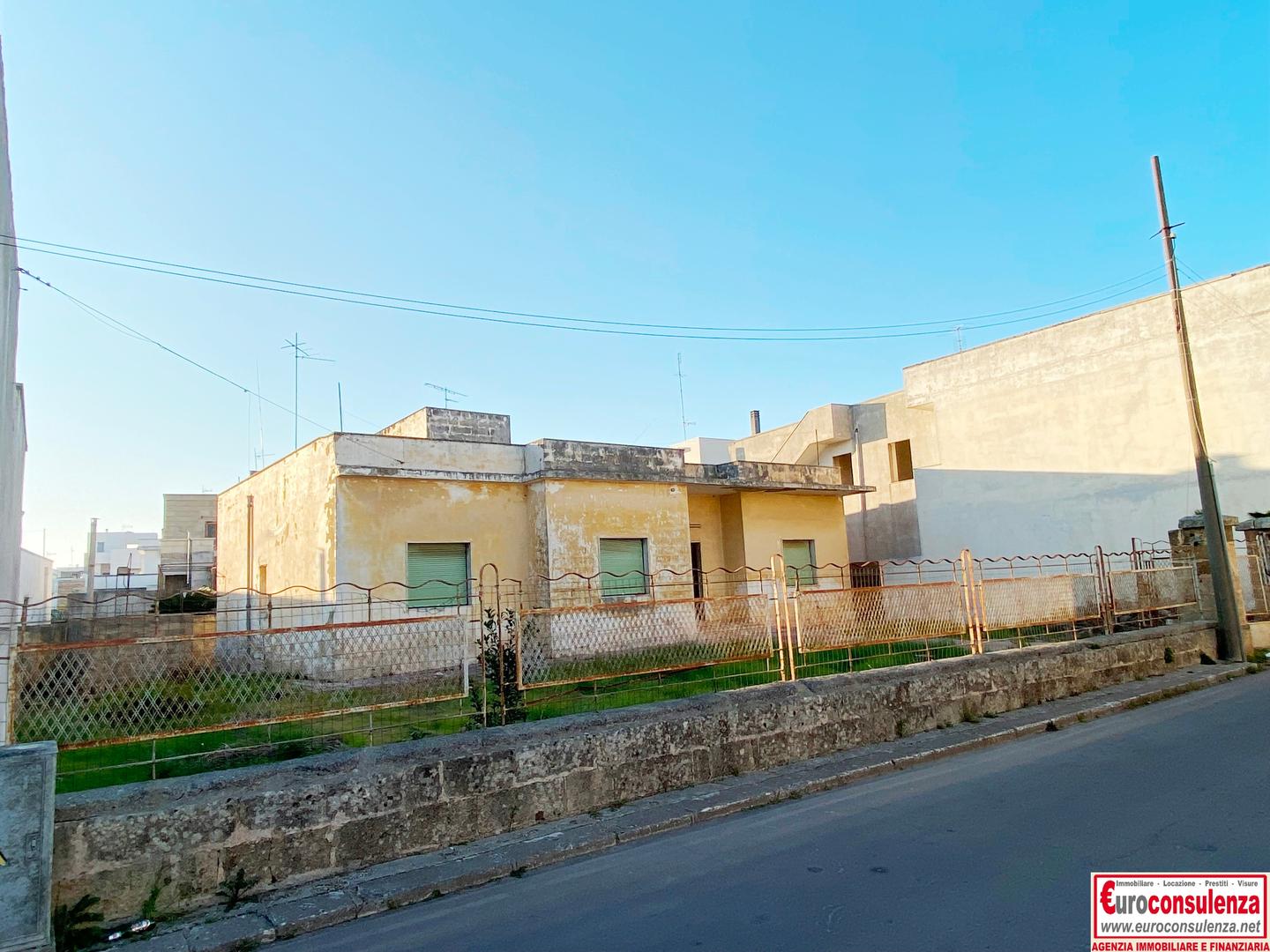 1 - verkoop villa melissano apulia italië