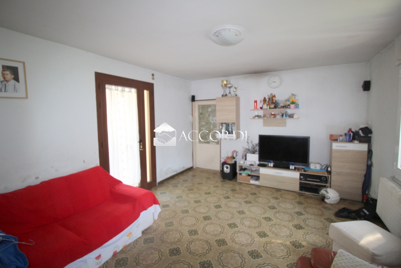 2 - house for sale in vittorio veneto veneto italy