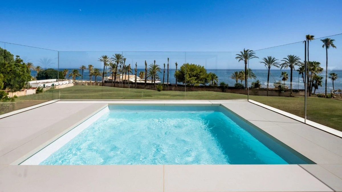 2 - vendita villa fronte mare san pedro de alcántara andalusia spagna