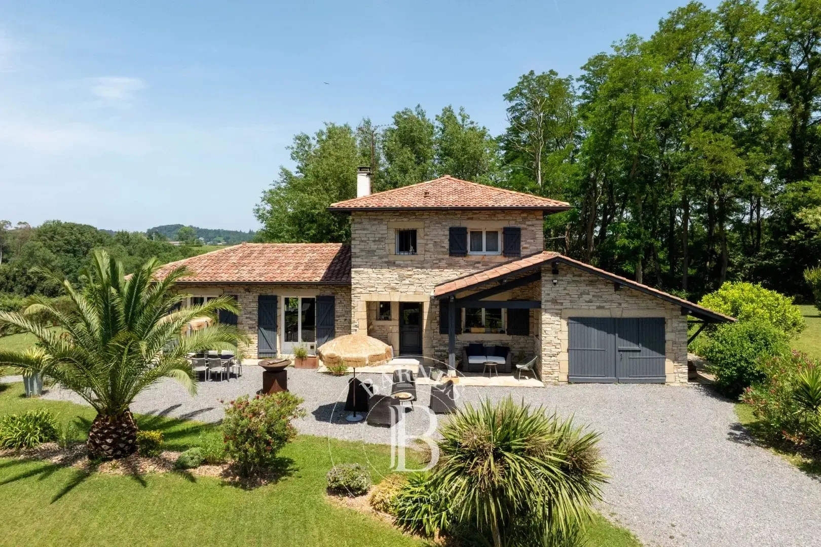 1 - house for sale in urrugne - côte basque pyrénées-atlantiques - côte basque france