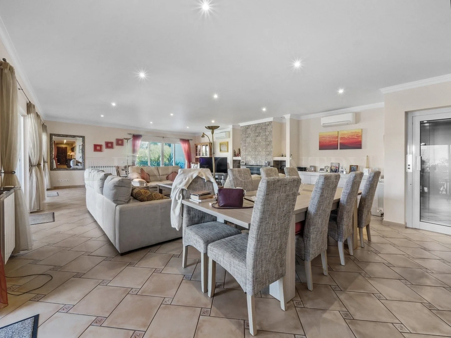 2 - villa for sale in alvor algarve portugal
