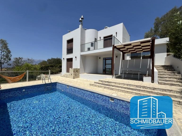 Casa vista al mar con 3 dormitorios