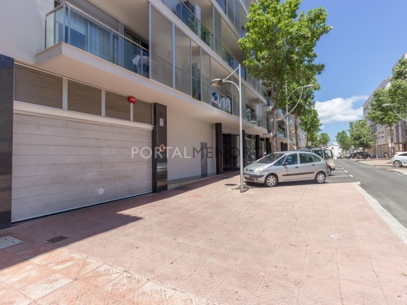 2 - venda espaço comercial mao minorca-ilhas baleares espanha