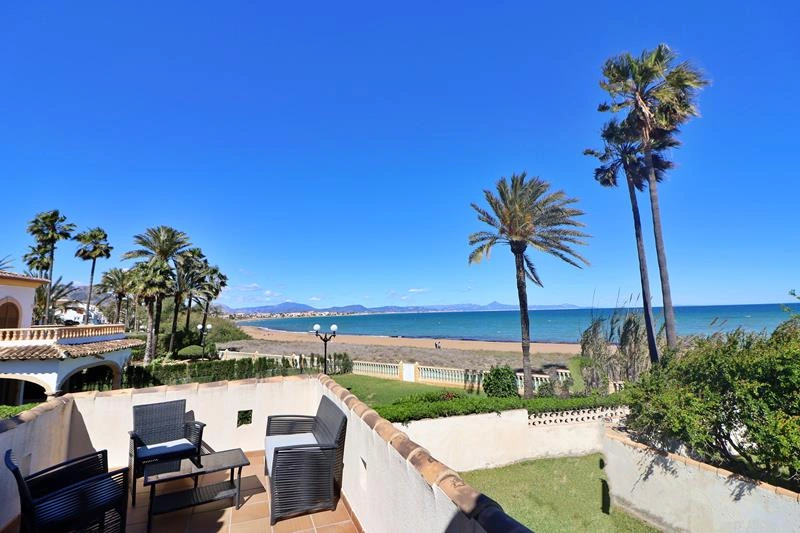 1 - vente maison pieds dans l'eau denia - costa blanca communauté valencienne espagne