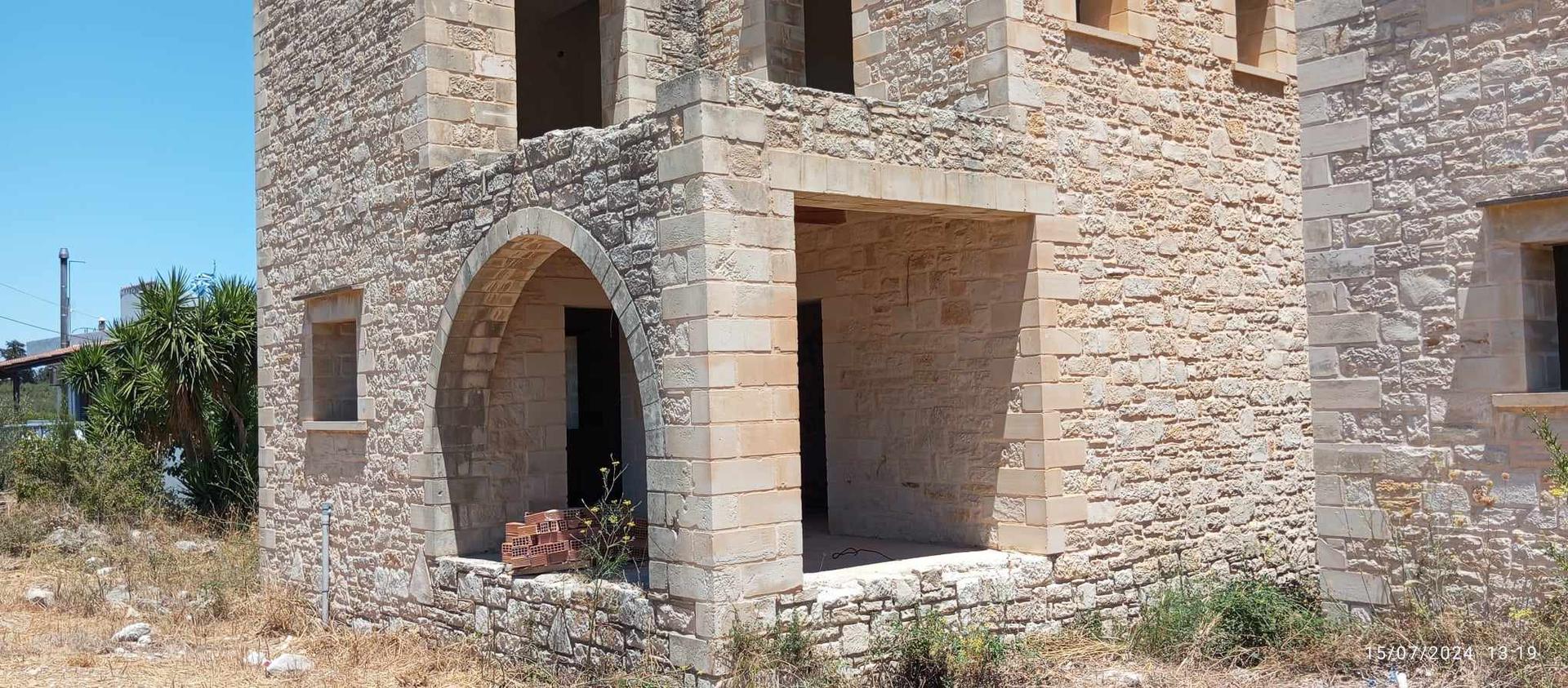 2 - vente immeuble vámos crète grèce