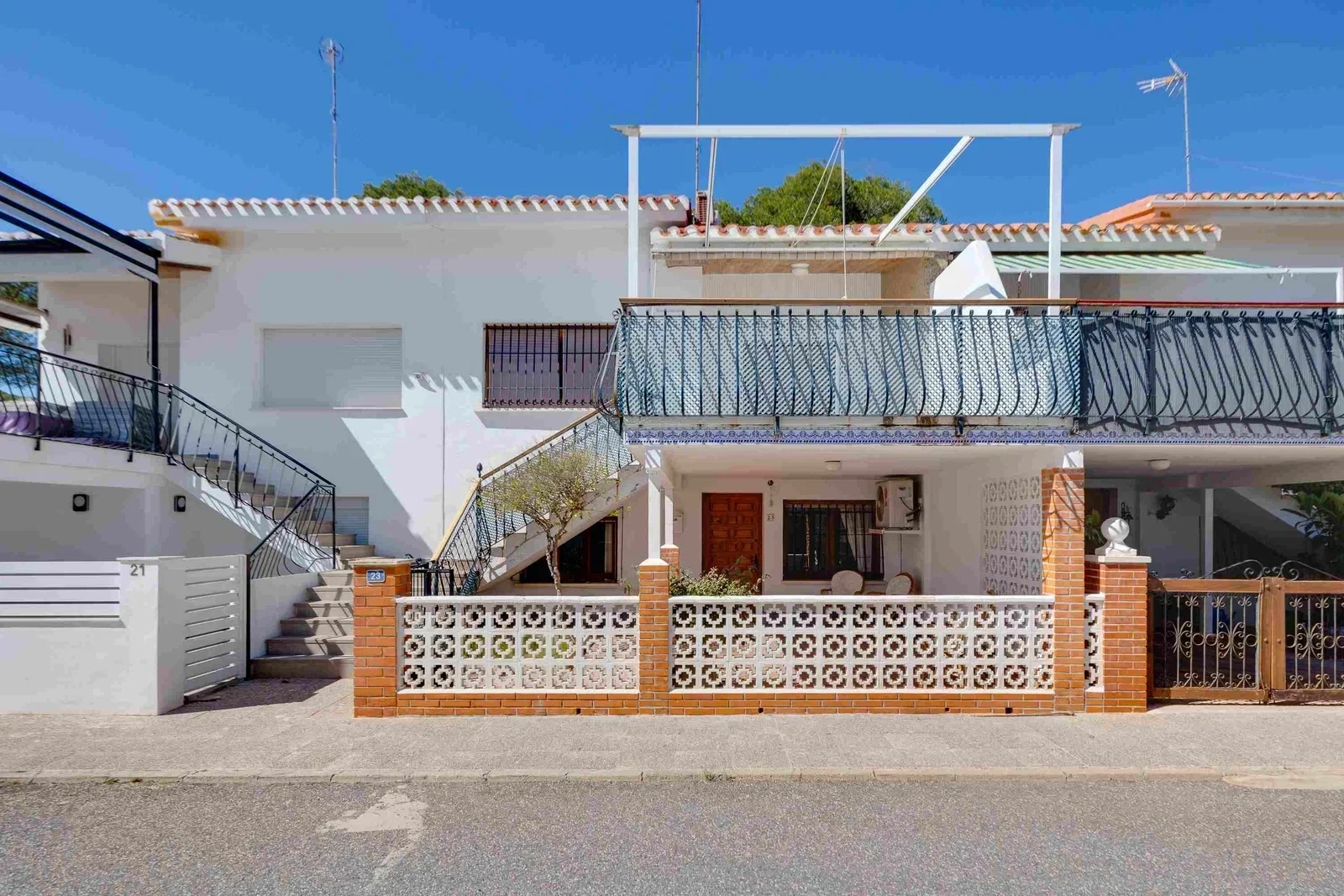 2 - beach walk house for sale in orihuela-costa valencian community spain