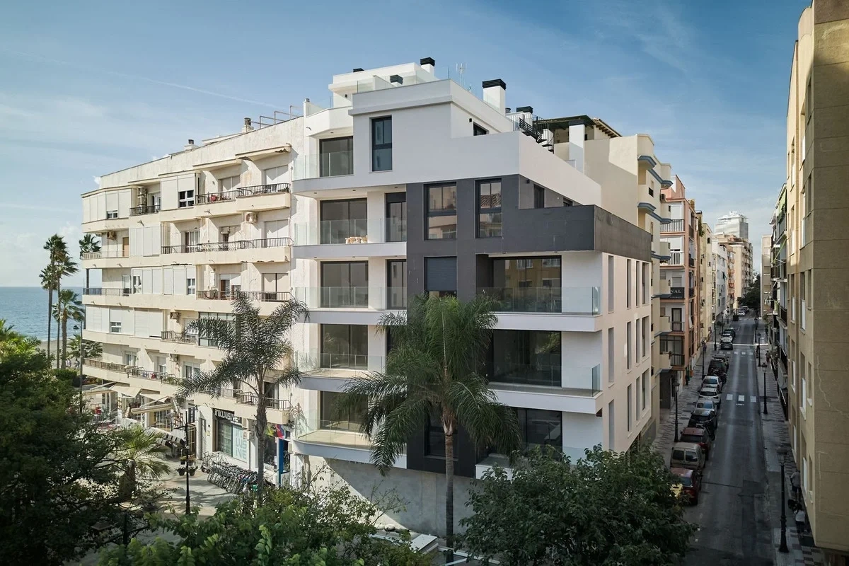 1 - venda espaço comercial frente ao mar estepona - costa del sol andaluzia espanha