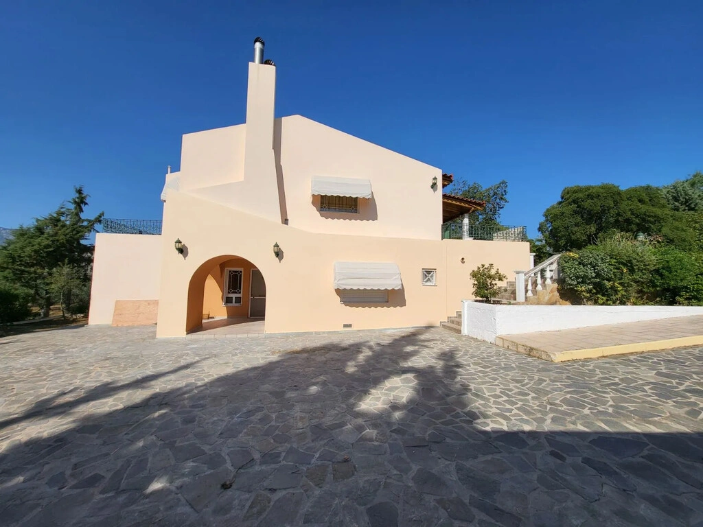 1 - venta casa vista al mar gefira isthmou peloponeso grecia
