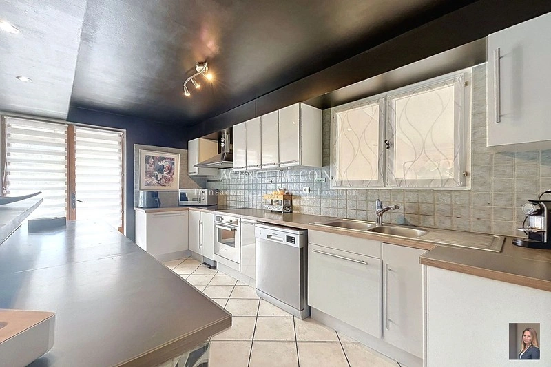 2 - venta villa le muy var francia