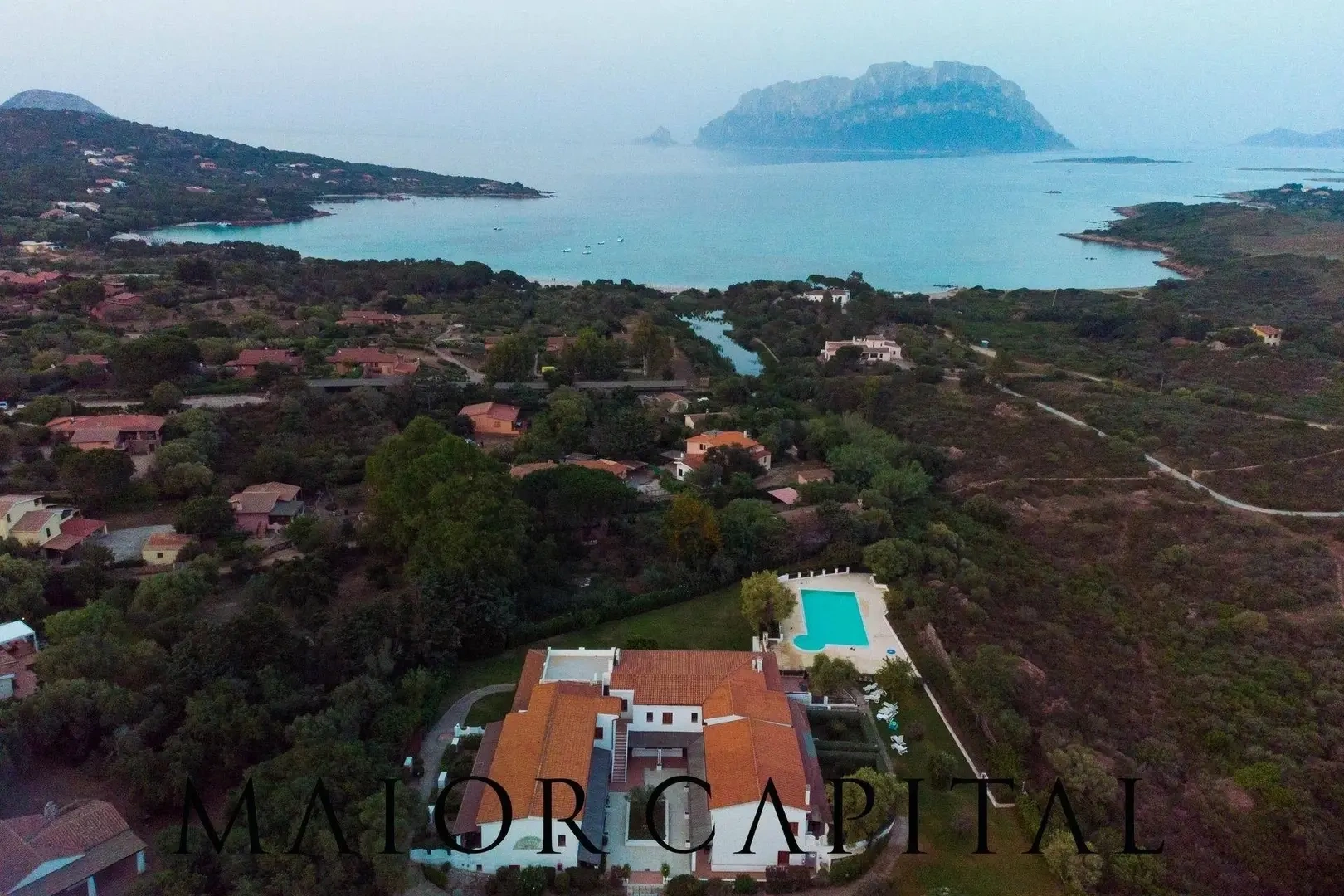 1 - venta comercio vista al mar olbia cerdeña italia