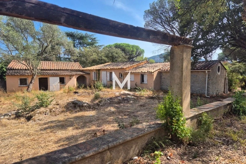 2 - venta casa le plan-de-la-tour var francia