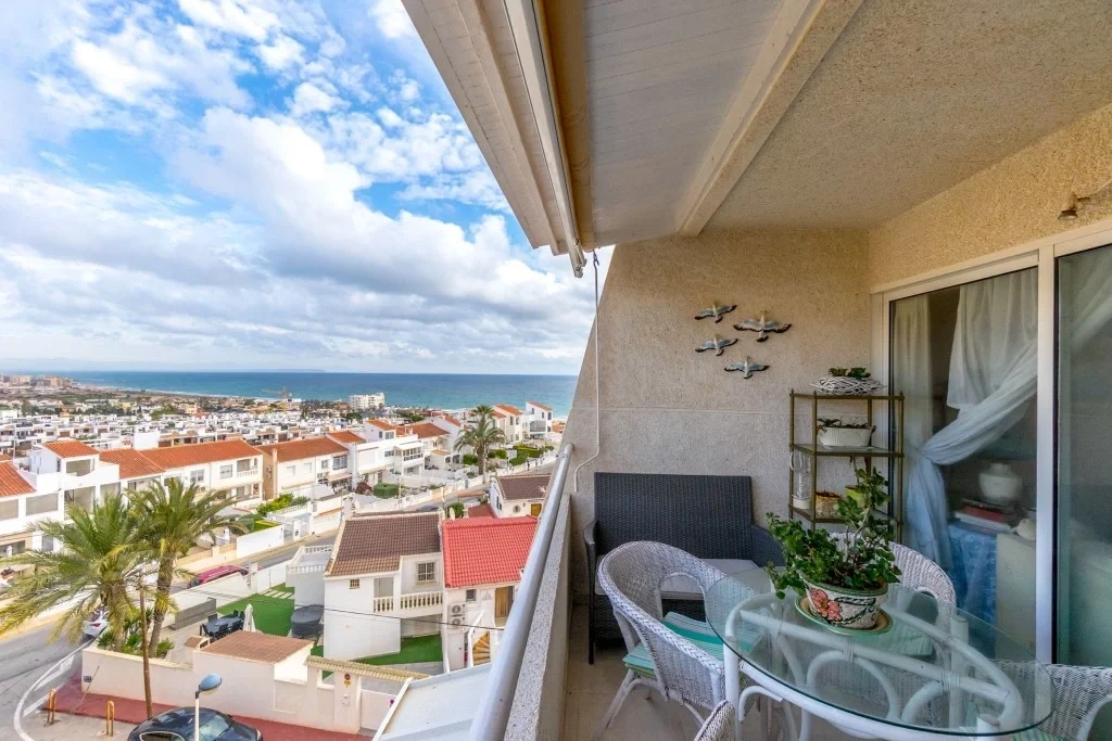 Apartamento vista al mar con 3 dormitorios