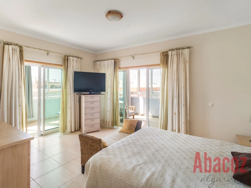 2 - apartment for sale in portimão algarve portugal