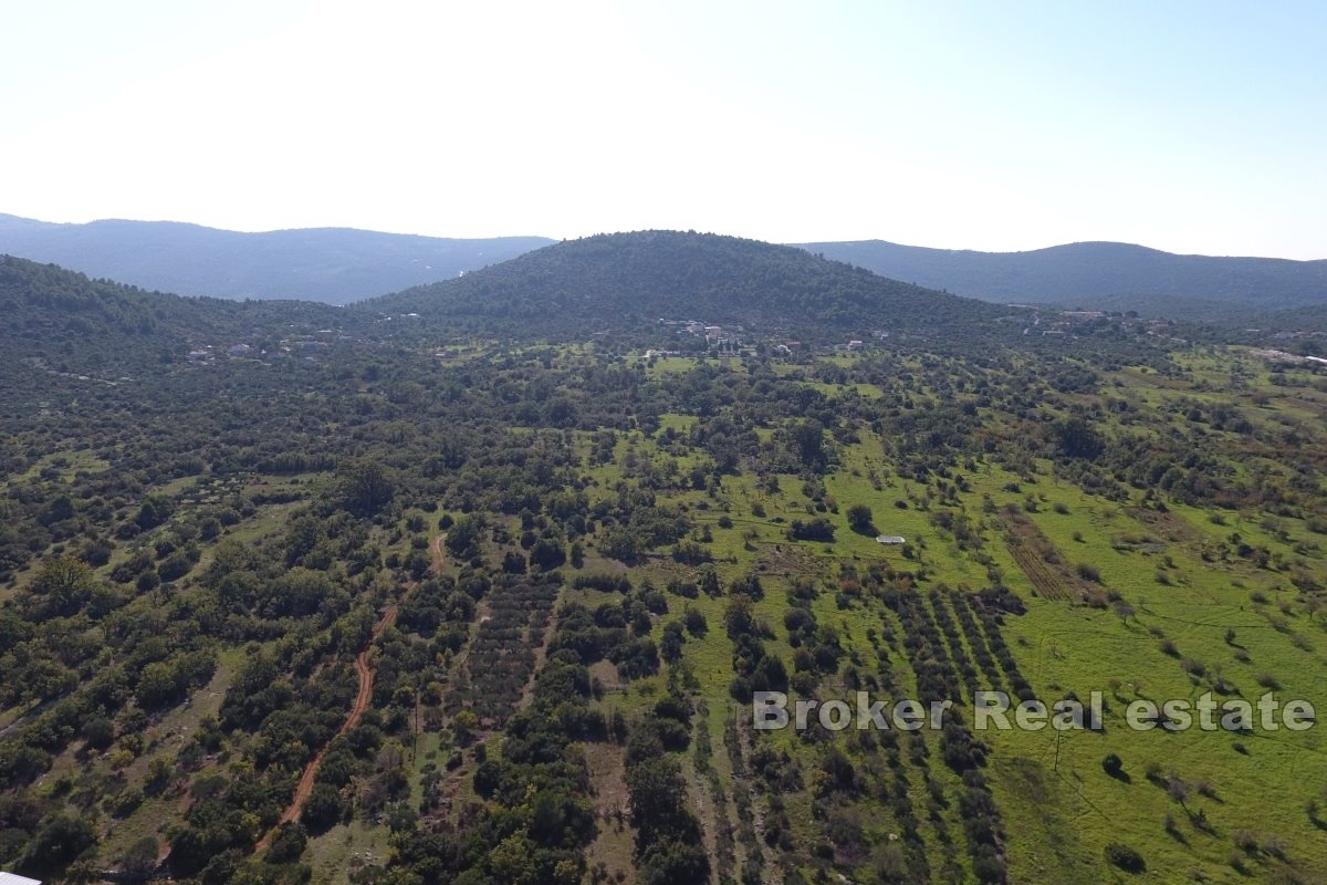 2 - venta terreno a pie de playa marina split-dalmacia croacia