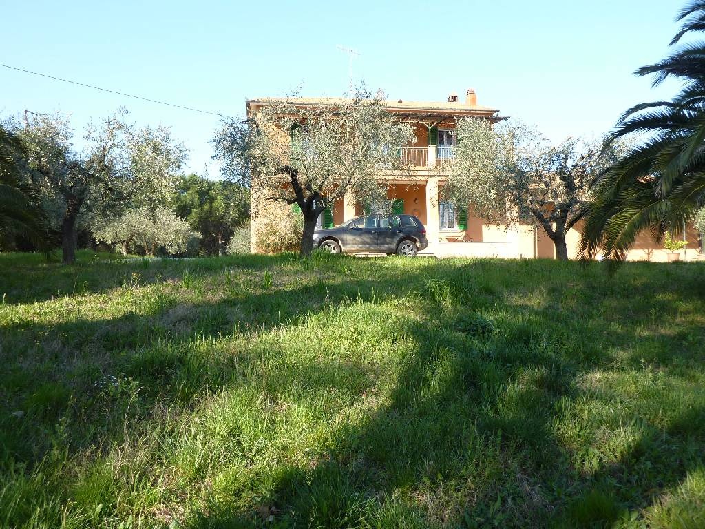 1 - house for sale in gavorrano tuscany italy