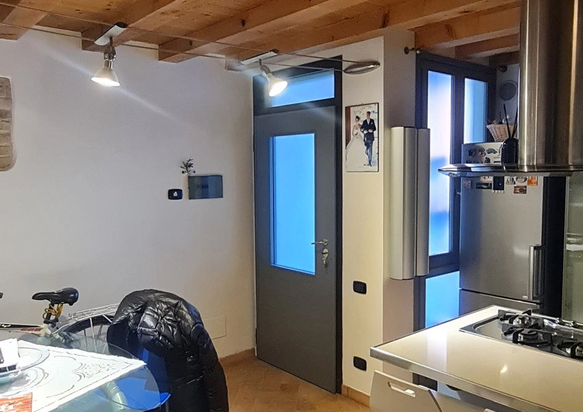 2 - vendita casa pesaro marche italia