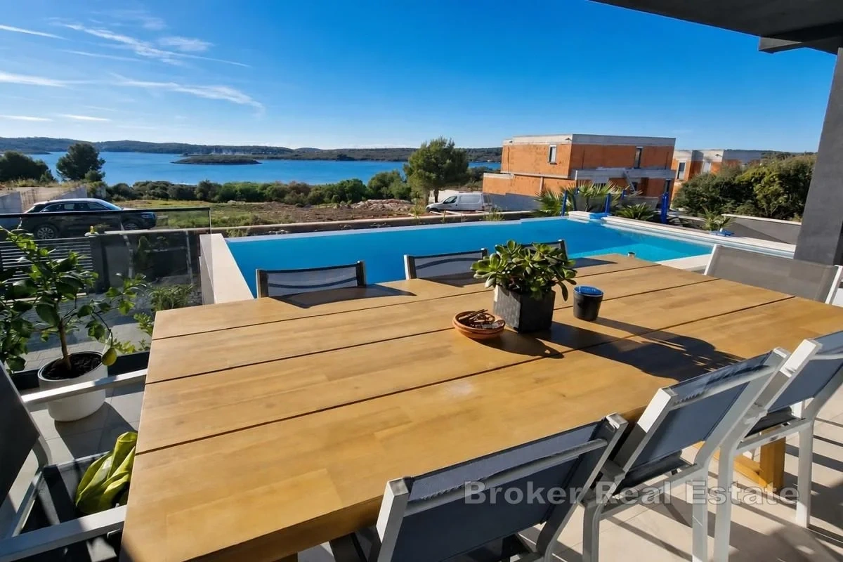 1 - vendita casa vista mare medulin istria croazia