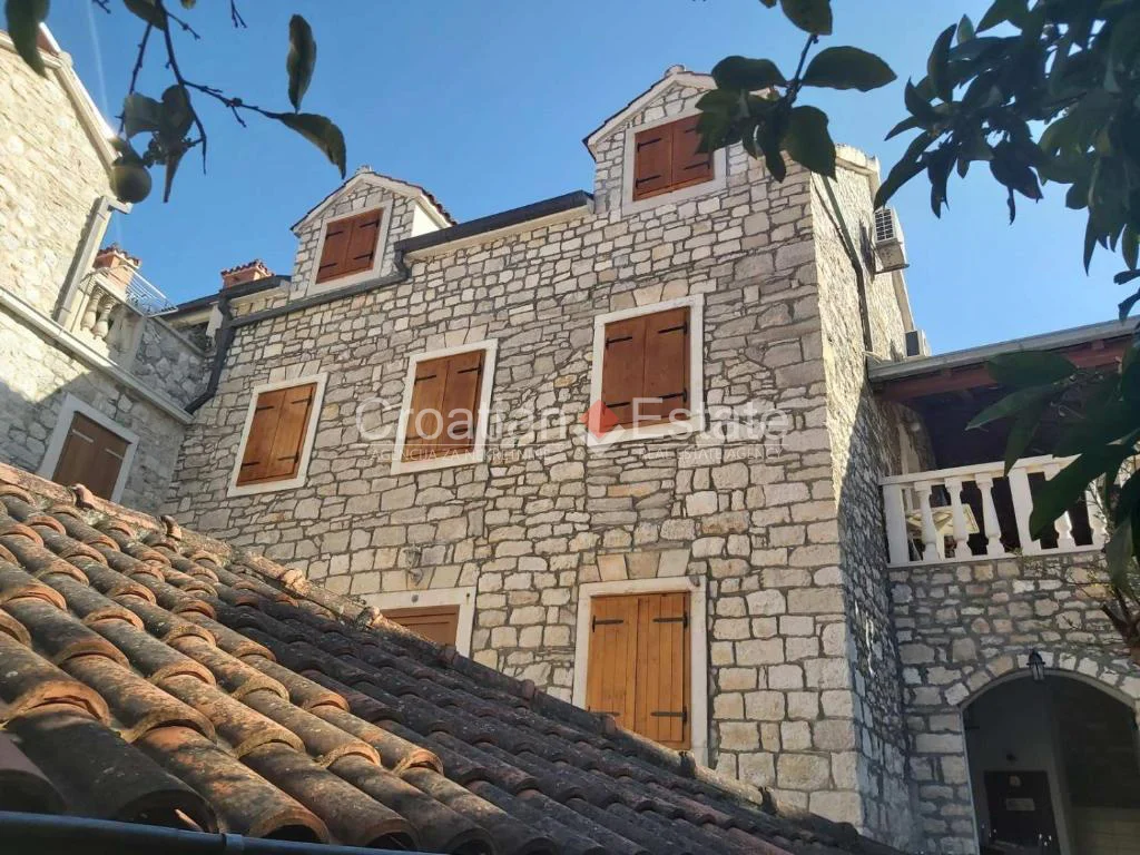 2 - vendita casa vista mare brač spalatino-dalmata croazia
