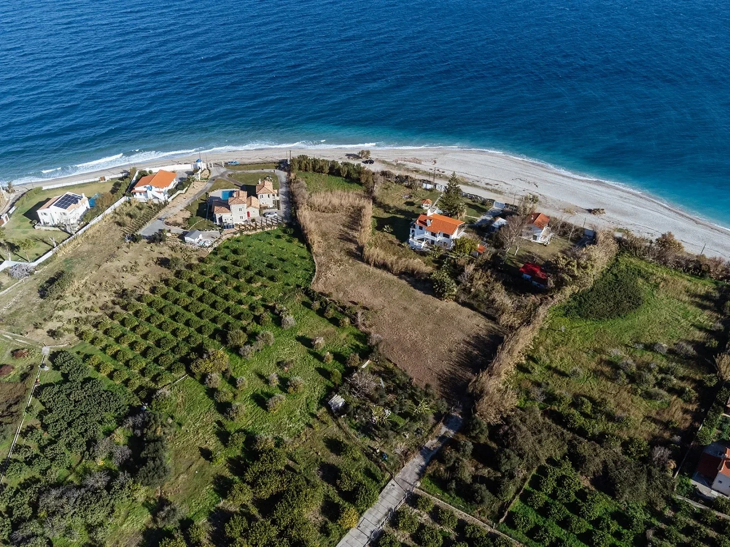 1 - venta terreno frente al mar akráta grecia occidental grecia