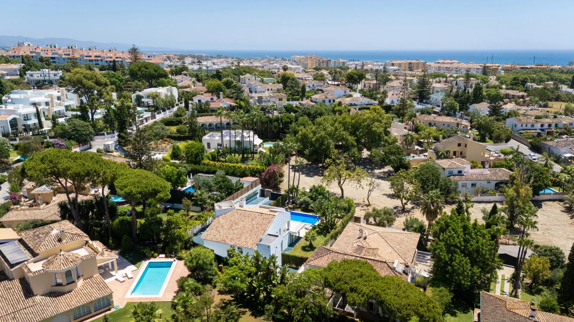 1 - house for sale in san pedro de alcántara andalusia spain