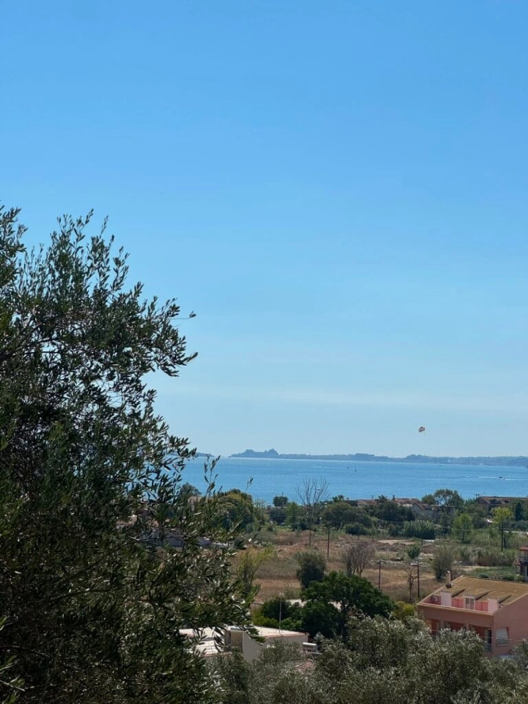 2 - venta terreno frente al mar ypsos islas jónicas grecia