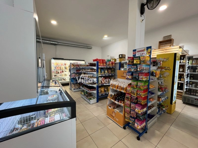 2 - venta comercio salema algarve portugal