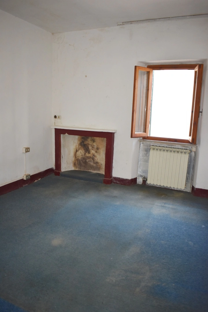 2 - vendita appartamento montaione toscana italia