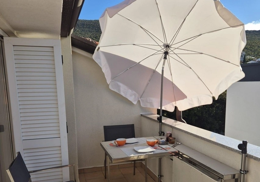2 - venda apartamento vista de mar smokvica krmpotska primorje-gorski kotar croácia