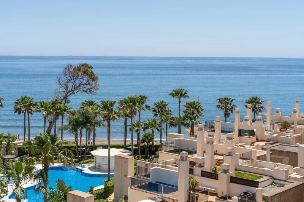 2 - venta apartamento frente al mar estepona - costa del sol andalucía españa