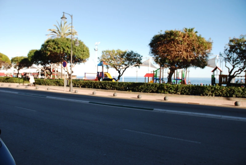 2 - venta comercio a pie de playa estepona - costa del sol andalucía españa