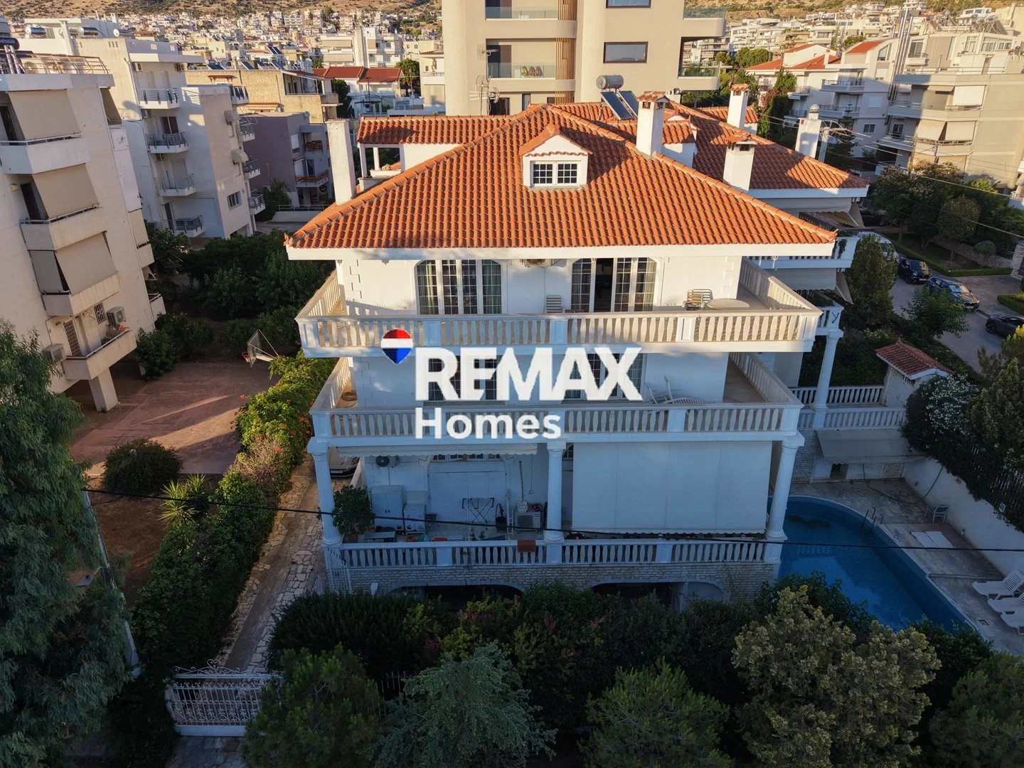 2 - venta casa vista al mar glyfada ática grecia