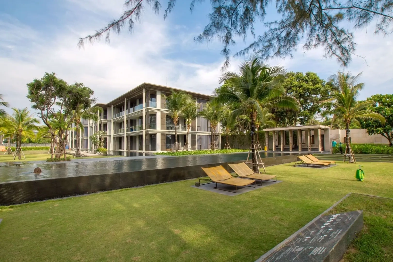 1 - verkauf wohnung direkt am wasser thalang phuket thailand