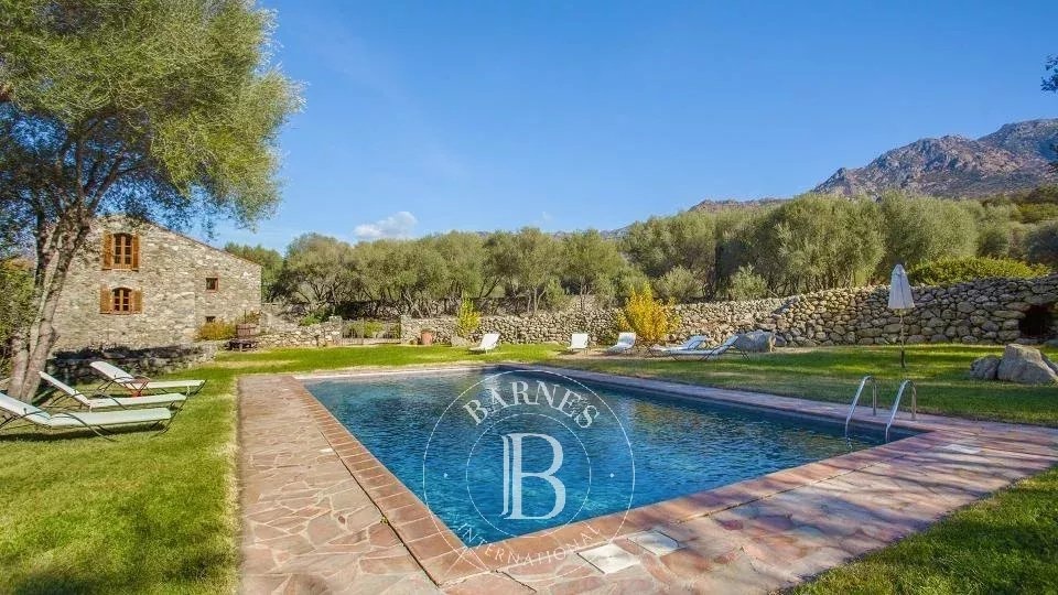 1 - house for vacation rentals in l'île-rousse corsica (upper) france