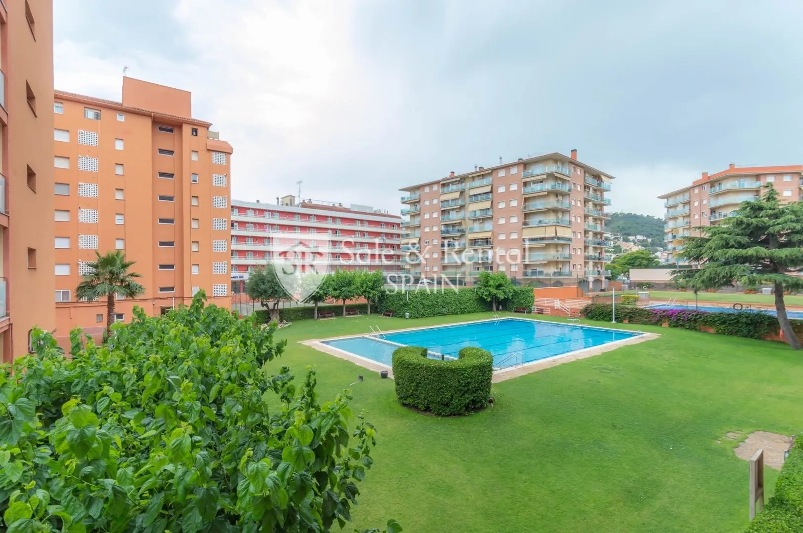 2 - apartment for sale in santa susanna catalonia spain